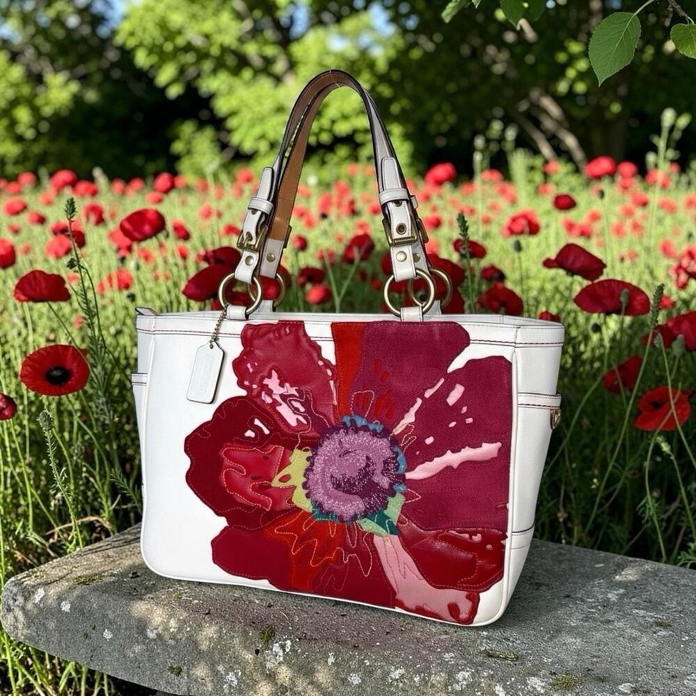 Limited Edit VTG Y2K COACH Poppy Peace White Floral Appliqué Leather Tote *Desc